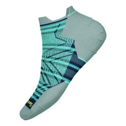 Skarpety Biegowe Damskie Smartwool Run Targeted Cushion Stripe Low Ankle. Zielone skarpety Smartwool, bez wzorów, z wełny. Za 94.99 zł.