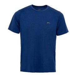 T-shirt Slazenger Tim Ii. Niebieskie t-shirty Slazenger, bez wzorów, bez kołnierzyka, bez ramiączek. W wyprzedaży za 180.80 zł.