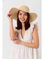 Lucky Bees Kapelusz przeciwsłoneczny w kolorze kremowym rozmiar: onesize. Brązowe kapelusze Lucky Bees, bez wzorów, z materiału. Za 78.99 zł.