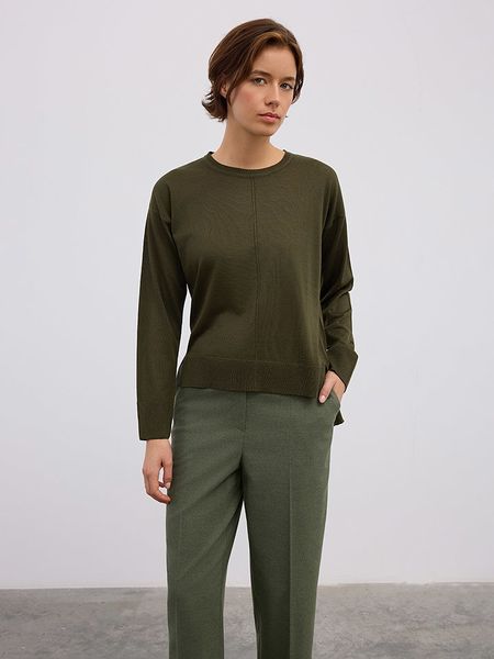 BGN Sweter w kolorze ciemnozielonym rozmiar: 40. Zielone swetry BGN, bez wzorów, bez ramiączek. Za 126.95 zł.