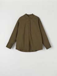 Koszula - zielony. Zielone koszule Sinsay, l, bez wzorów, bez kołnierzyka, bez ramiączek. W wyprzedaży za 39.99 zł.