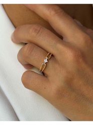 Les Petites Précieuses Pozłacany pierścionek z cyrkoniami rozmiar: 54. Żółte pierścionki Les Petites Précieuses, z cyrkonią, pozłacane. Za 86.99 zł.