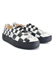 Goby Sneakersy w kolorze czarno-białym rozmiar: 42. Białe trampki Goby, bez wzorów, bez zapięcia. Za 260.99 zł.
