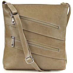 Torebka skórzana listonoszka DAN-A T331 cappuccino. Brązowe torebki klasyczne DAN-A, bez wzorów, ze skóry, bez dodatków. Za 229.99 zł.