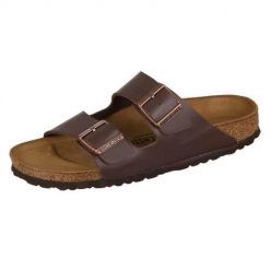 Klapki damskie Birkenstock Arizona Dunkelbraun Birkoflor. Brązowe klapki Birkenstock, bez wzorów, z materiału, bez obcasa. Za 349.00 zł.