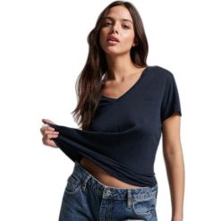 Damska koszulka z haftem i płomieniem v-neck Superdry. Niebieskie koszulki sportowe Superdry, bez wzorów, bez ramiączek. Za 130.40 zł.