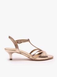 Platynowe sandały t-bar na obcasie. Brązowe sandały Ryłko, bez wzorów, z gumy, z okrągłym noskiem, bez obcasa, na obcasie, bez zapięcia. Za 429.99 zł.