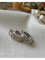 Luseera Pozłacane kolczyki-kreole z cyrkoniami rozmiar: onesize. Szare kolczyki Luseera, z cyrkonią, pozłacane. Za 70.24 zł.