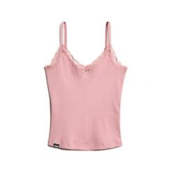 Krótki top z koronkową lamówką dla kobiet Superdry Essential. Czerwone topy Superdry, bez wzorów, z koronki, bez kołnierzyka, bez ramiączek. Za 108.35 zł.