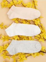 Skarpetki 3 pack - wielobarwny. Skarpety Sinsay, bez wzorów. Za 12.99 zł.