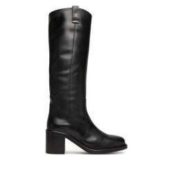 Kozaki Tommy Hilfiger. Czarne kozaki TOMMY HILFIGER, bez obcasa, na słupku, bez zapięcia. Za 1,299.00 zł.