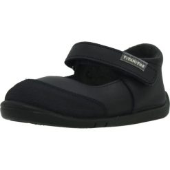 Buty TITANITOS C500 GAIA MERCEDITA GAIA Czarny. Czarne trekkingi TITANITOS, z syntetyku, na fitness i siłownię. Za 199.99 zł.