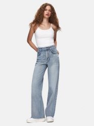 LTB Dżinsy "Danica" - Comfort fit - w kolorze błękitnym rozmiar: W28/L30. Niebieskie jeansy LTB, l, z aplikacjami, z podwyższonym stanem. Za 184.46 zł.