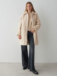 OPUS Płaszcz pluszowy "Heddy" w kolorze kremowym rozmiar: 36. Brązowe płaszcze Opus, bez wzorów, bez kaptura. Za 295.99 zł.