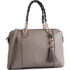 Torebka LIU JO - M Satchel N19265 E0086 Corda 30403. Szare torebki klasyczne Liu Jo, bez wzorów, ze skóry ekologicznej, bez dodatków. W wyprzedaży za 319.00 zł.