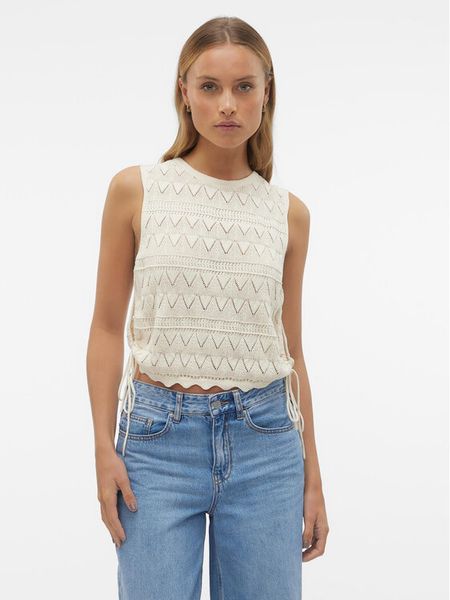 Vero Moda Bluzka Bali 10302924 Écru Regular Fit. Bluzki Vero Moda, l, bez wzorów, z bawełny, bez kołnierzyka, bez ramiączek. Za 59.99 zł.