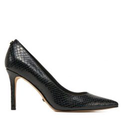 Szpilki Guess. Czarne szpilki Guess, z aplikacjami, bez obcasa, na szpilce, bez zapięcia. Za 459.99 zł.