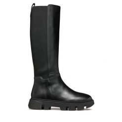 Kozaki Geox. Czarne kozaki Geox, bez obcasa, na płaskiej podeszwie, bez zapięcia. Za 649.99 zł.