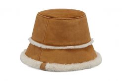 EMU AUSTRALIA W7017 Sheepskin Hat chestnut, kapelusz damski. Brązowe kapelusze EMU Australia, bez wzorów, ze skóry. Za 529.90 zł.
