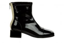 Botki Loretta Vitale W5328A Black 514283, Czarny, Skóra naturalna - 38. Czarne botki Loretta Vitale, bez wzorów, ze skóry, bez obcasa, na obcasie, bez zapięcia. W wyprzedaży za 295.99 zł.