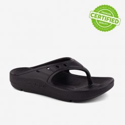 Klapki damskie Coqui Riva na koturnie, czarne. Czarne klapki Coqui, bez wzorów, z materiału, bez obcasa, na koturnie. Za 129.99 zł.