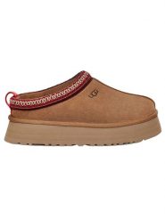 UGG Kapcie "Taz" w kolorze jasnobrązowym z wełny jagnięcej rozmiar: 38. Brązowe obuwie domowe UGG, bez wzorów, z wełny, bez zapięcia. Za 420.68 zł.