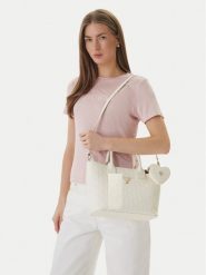 Guess Torebka J6GZ37 WR200 Écru. Białe torebki klasyczne Guess, z aplikacjami, ze skóry, bez dodatków. Za 269.99 zł.