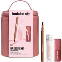 Lip & Cheek Blushed Nudes Kit – zestaw do makijażu. Zestawy HUDA BEAUTY. Za 245.00 zł.