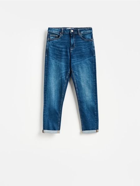 Jeansy Boyfriend - granatowy. Niebieskie jeansy Reserved, bez wzorów. Za 129.99 zł.