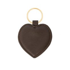 Brelok serce brązowe z okuciem w złotym kolorze. Brązowe torebki klasyczne Lilou, bez wzorów, ze skóry, z tłoczeniem, bez dodatków. Za 79.00 zł.