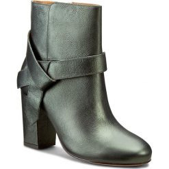 Botki KAZAR - Iga 26762-01-09 Zielony. Zielone botki Kazar, bez wzorów, ze skóry, bez obcasa, bez zapięcia. W wyprzedaży za 419.00 zł.