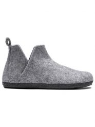 Birkenstock Kapcie "Andermatt Standard" w kolorze szarym rozmiar: 40. Szare obuwie domowe Birkenstock, bez wzorów, z materiału, bez zapięcia. Za 352.21 zł.
