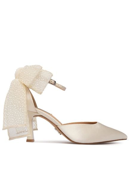 Steve Madden Szpilki Fiorela-P 11005219 Biały. Białe szpilki Steve Madden, bez wzorów, z materiału, bez obcasa, na szpilce, bez zapięcia. Za 729.99 zł.