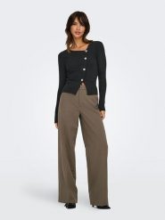 JDY Koszulka "Freya" w kolorze czarnym rozmiar: XL. Czarne bluzki JDY, xl, bez wzorów, prążkowane, bez kołnierzyka, bez ramiączek. Za 65.38 zł.