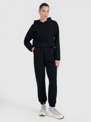 4F Spodnie dresowe z waflowej dzianiny damskie - czarne L. Czarne spodnie dresowe 4f, l, bez wzorów, z dresówki. Za 169.99 zł.