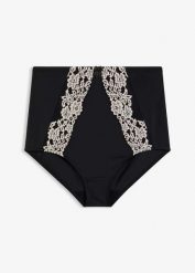 Figi lekko modelujące. Czarne figi bonprix, bez wzorów, z koronki. Za 77.99 zł.