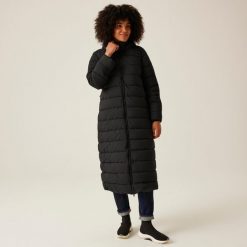 Płaszcz turystyczny damski zimowy ocieplany Elender Regatta. Brązowe płaszcze Regatta, na zimę, xs, bez wzorów, z kapturem. Za 385.70 zł.