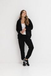 LEKKIE SPODNIE CELINE CZARNE XS - Flawless. Czarne spodnie dresowe Flawless, s, bez wzorów, z bawełny. Za 320.00 zł.