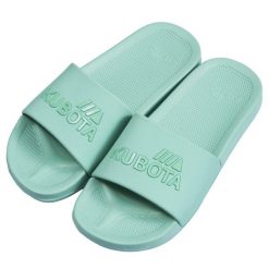 Klapki Damskie Basenowe Kubota Basic Plain Szałwiowe. Zielone klapki Kubota, bez wzorów, bez obcasa. W wyprzedaży za 55.99 zł.