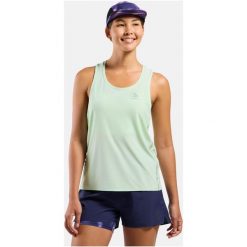 Koszulka bez rękawów damska Odlo ZEROWEIGHT CHILL-TEC Tank crew neck. Zielone koszulki sportowe Odlo, bez wzorów, bez ramiączek. Za 239.99 zł.