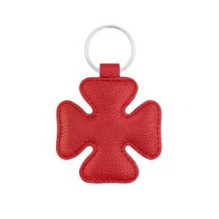 Brelok koniczyna czerwona z okuciem w srebrnym kolorze. Czerwone torebki klasyczne Lilou, bez wzorów, ze skóry, z tłoczeniem, bez dodatków. Za 99.00 zł.