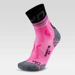 Skarpety do biegania damskie Uyn Runner's One Short. Czerwone skarpety Uyn, bez wzorów. Za 89.99 zł.
