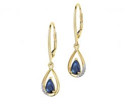 Kolczyki z żółtego złota z diamentami i szafirami - próba 585. Żółte kolczyki Apart, z diamentem, złote. Za 3,390.00 zł.