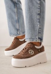 Jasnobrązowe Sneakersy Vices na Grubej Podeszwie z Metaliczną Ozdobą Tatorelis. Brązowe obuwie sportowe Born2be, z jeansu, bez zapięcia. Za 129.99 zł.