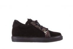 Trampki Bayla-157 B027-003-P Czarny, Skóra naturalna - 36. Czarne trampki Bayla, bez wzorów, ze skóry, bez zapięcia. W wyprzedaży za 134.10 zł.