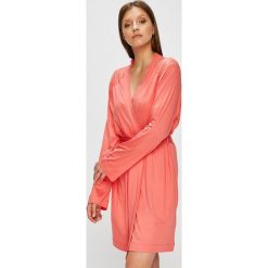 Tommy Hilfiger - Szlafrok. Szlafroki marki TOMMY HILFIGER. W wyprzedaży za 259.90 zł.