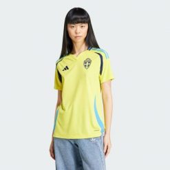 Koszulka Sweden 24 Home. Żółte bluzki Adidas, xl, bez wzorów, z materiału, sportowe, bez kołnierzyka, bez ramiączek. Za 449.00 zł.