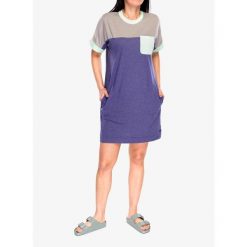 Sukienka turystyczna Kavu Cut Back. Fioletowe sukienki KAVU, xs, bez wzorów, sportowe, bez kołnierzyka, bez ramiączek, sportowe. Za 130.99 zł.