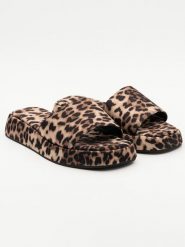 Bellucci Klapki w kolorze beżowo-brązowym rozmiar: 36. Brązowe klapki Bellucci, bez wzorów, z otwartym noskiem, bez obcasa, na platformie. Za 152.95 zł.
