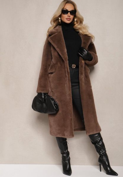 Brązowy Płaszcz z Futra z Zapięciem na Guziki i Wsuwanymi Kieszeniami Paritha. Brązowe płaszcze Renee, m, bez wzorów, bez kaptura. Za 289.99 zł.